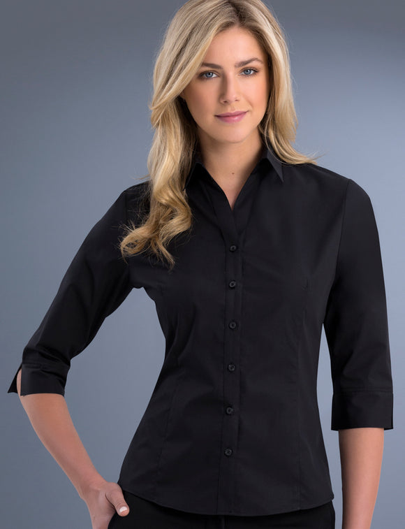 Style 700 Black – Women's Slim Fit 3/4 Sleeve Poplin